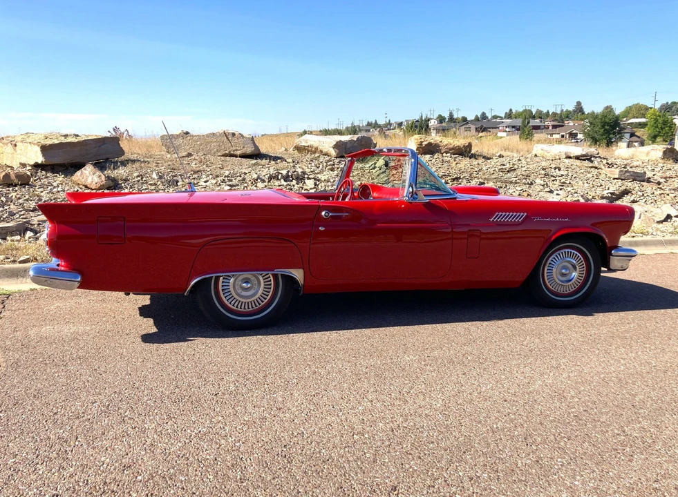 1957 Ford Thunderbird 1st Gen - Image 11 of 31
