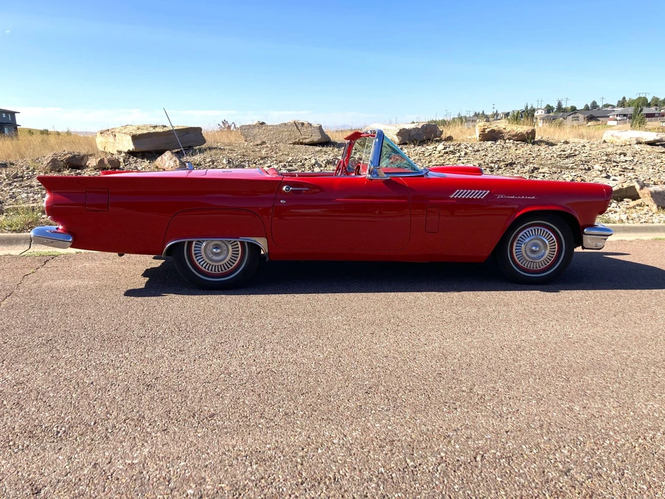 1957 Ford Thunderbird 1st Gen - Image 12 of 31