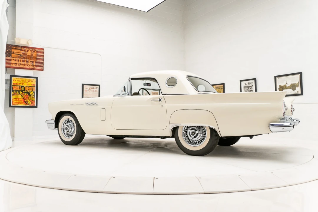 1957 Ford Thunderbird 1st Gen - Image 9 of 31