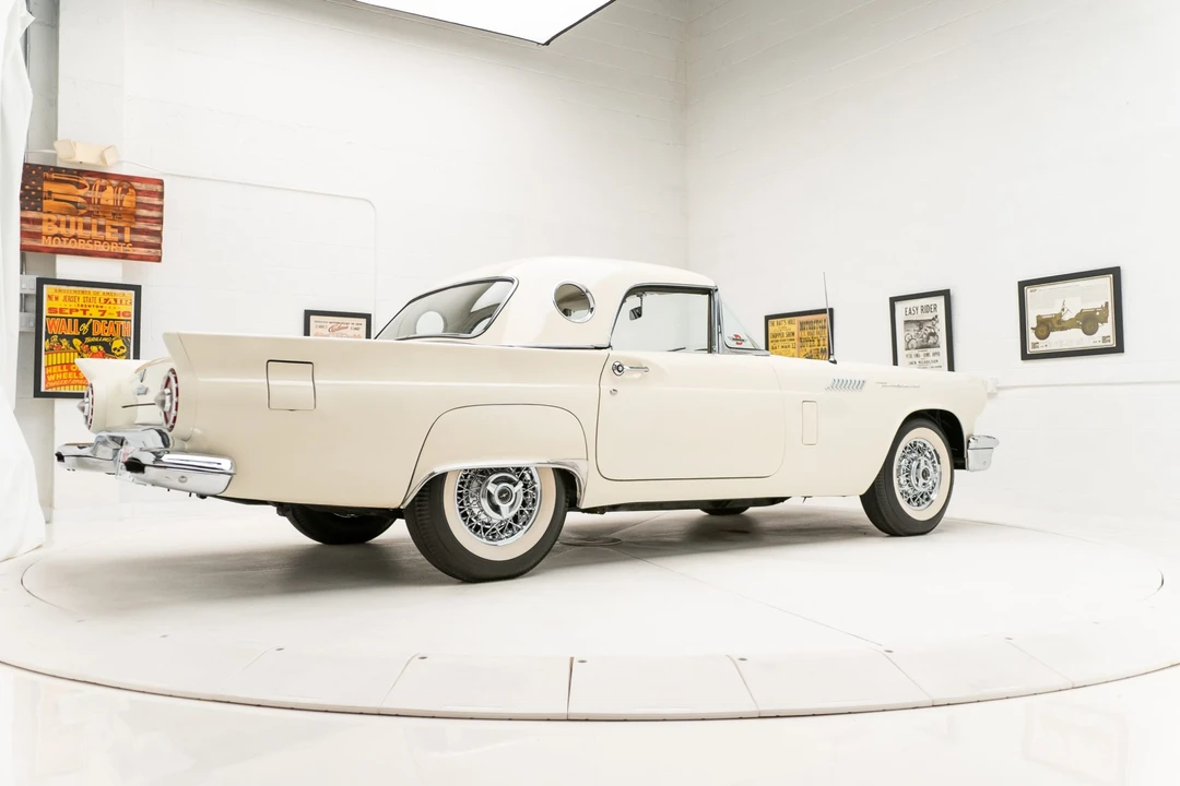 1957 Ford Thunderbird 1st Gen - Image 15 of 31