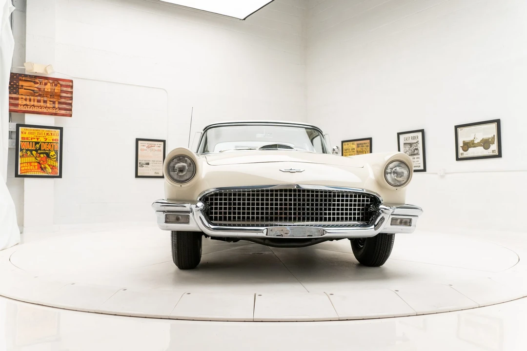1957 Ford Thunderbird 1st Gen - Image 23 of 31