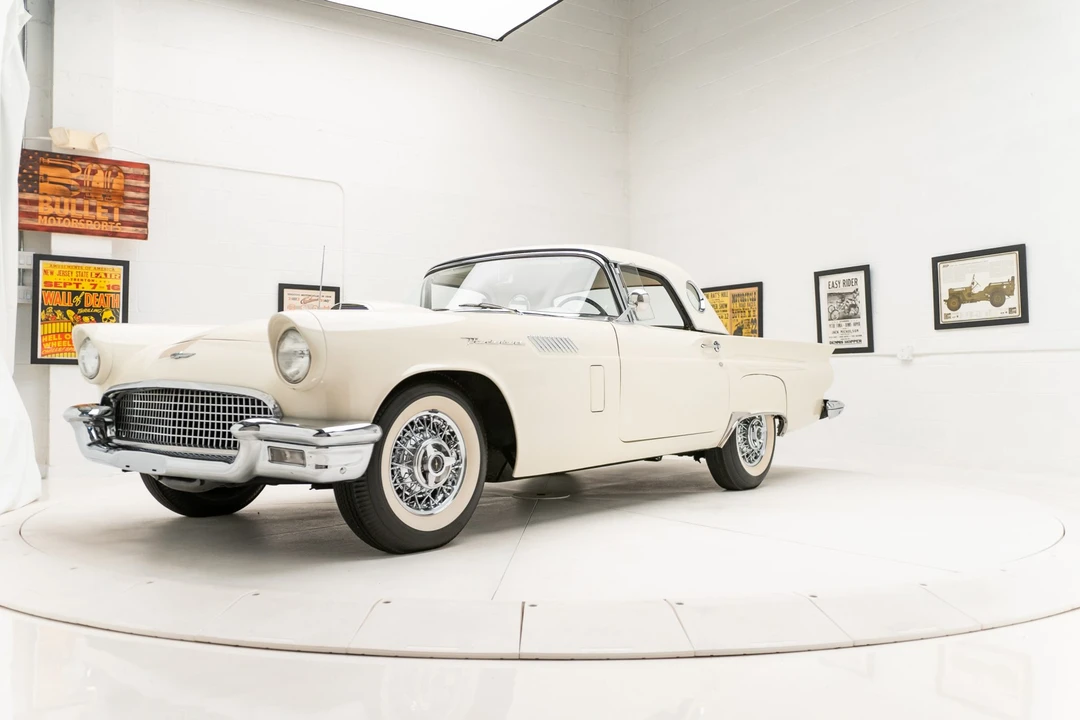 1957 Ford Thunderbird 1st Gen - Image 4 of 31