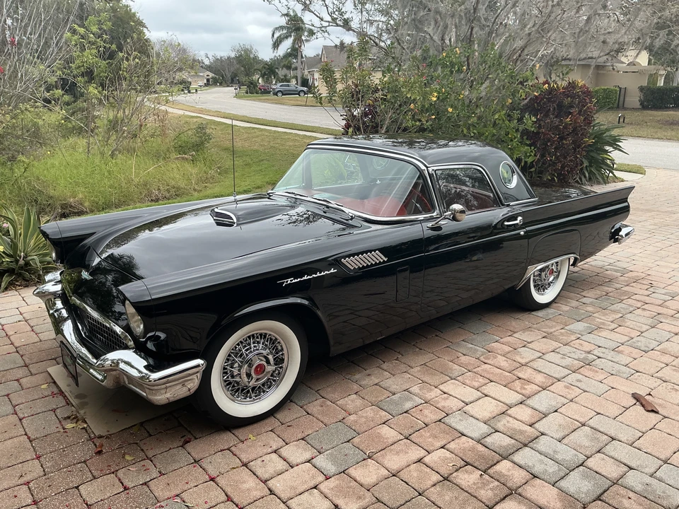 1957 Ford Thunderbird 1st Gen - Image 12 of 31