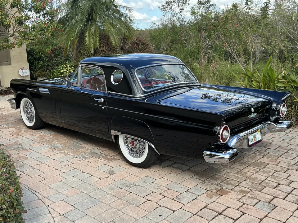 1957 Ford Thunderbird 1st Gen - Image 10 of 31