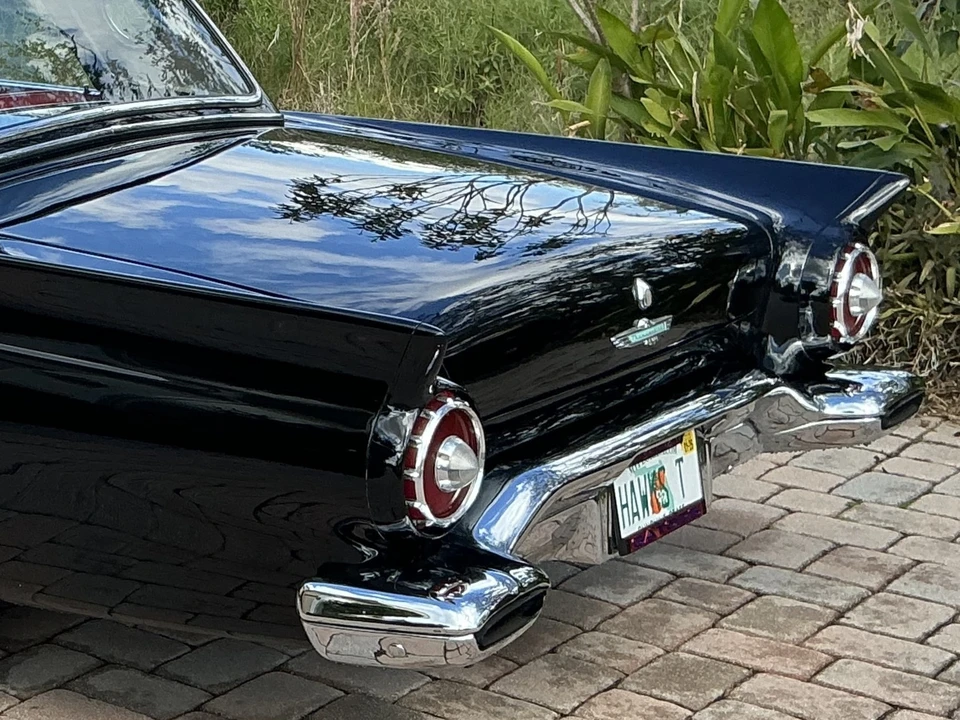 1957 Ford Thunderbird 1st Gen - Image 19 of 31