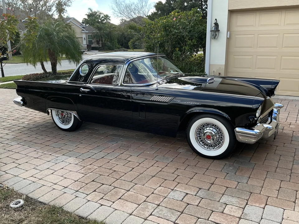 1957 Ford Thunderbird 1st Gen - Image 4 of 31