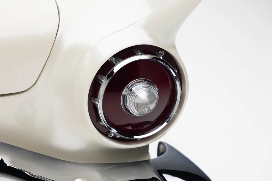 1957 Ford Thunderbird 1st Gen - Image 30 of 31