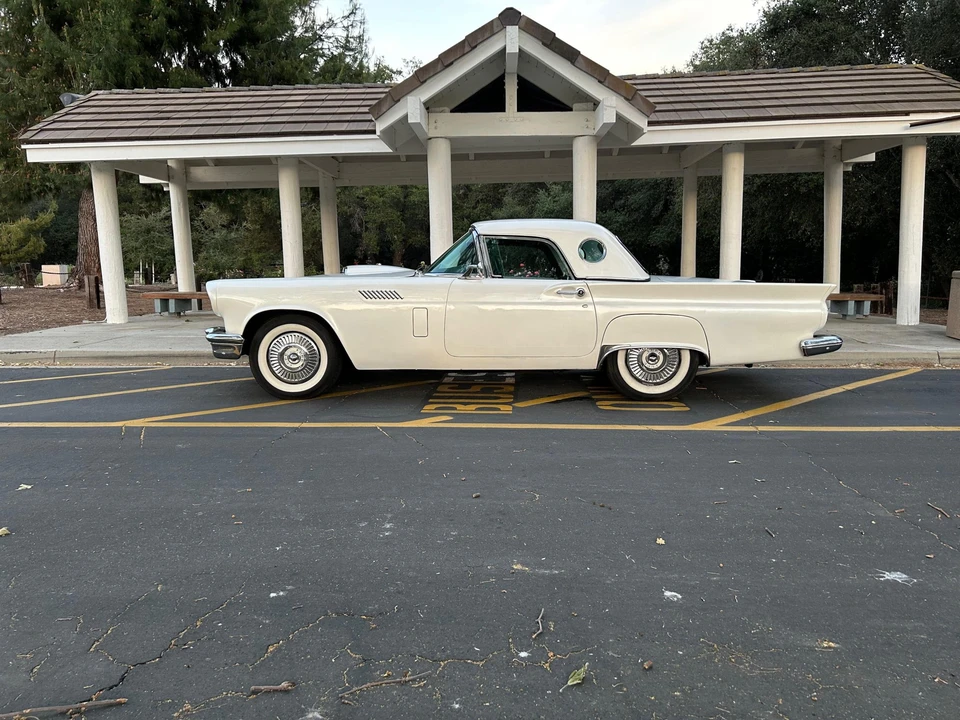 1957 Ford Thunderbird 1st Gen - Image 6 of 31
