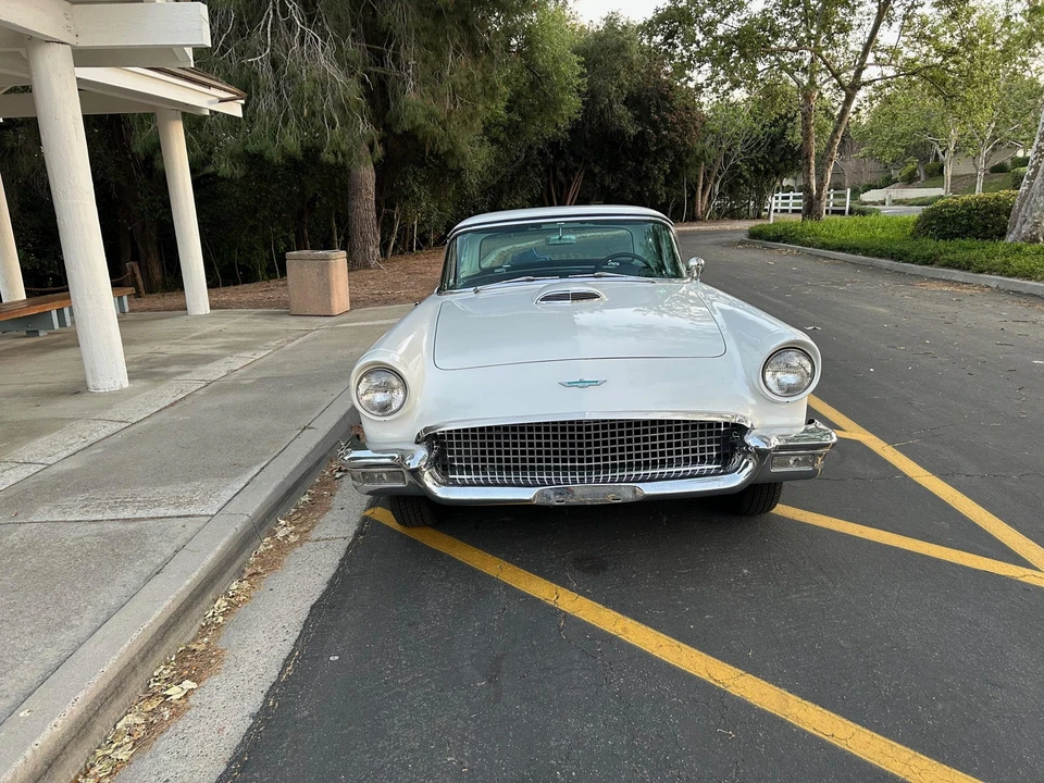 1957 Ford Thunderbird 1st Gen - Image 11 of 31