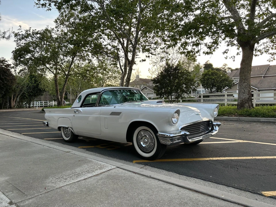 1957 Ford Thunderbird 1st Gen - Image 8 of 31