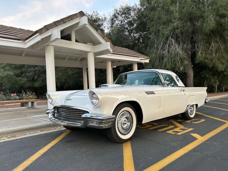 1957 Ford Thunderbird 1st Gen - Image 12 of 31