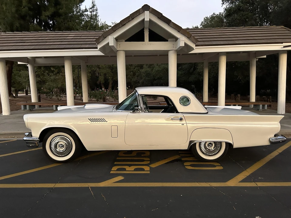1957 Ford Thunderbird 1st Gen - Image 5 of 31