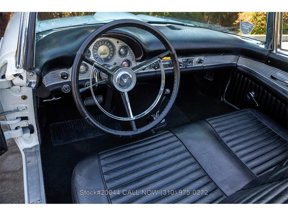 1957 Ford Thunderbird 1st Gen - Image 23 of 31