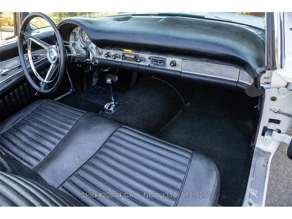 1957 Ford Thunderbird 1st Gen - Image 27 of 31