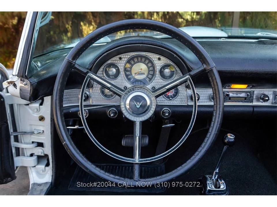 1957 Ford Thunderbird 1st Gen - Image 24 of 31