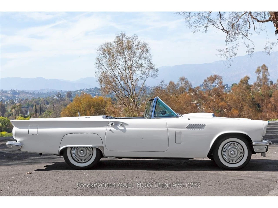 1957 Ford Thunderbird 1st Gen - Image 4 of 31