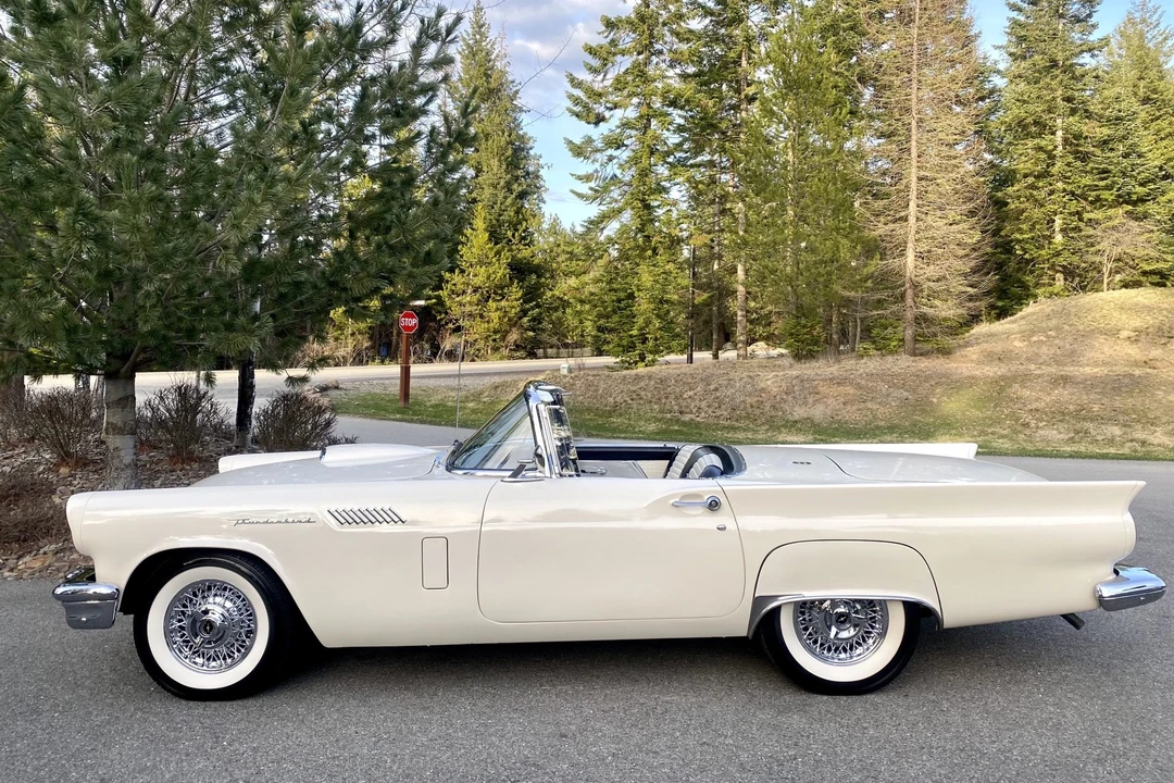 1957 Ford Thunderbird 1st Gen - Image 3 of 31
