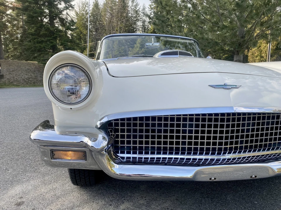 1957 Ford Thunderbird 1st Gen - Image 20 of 31