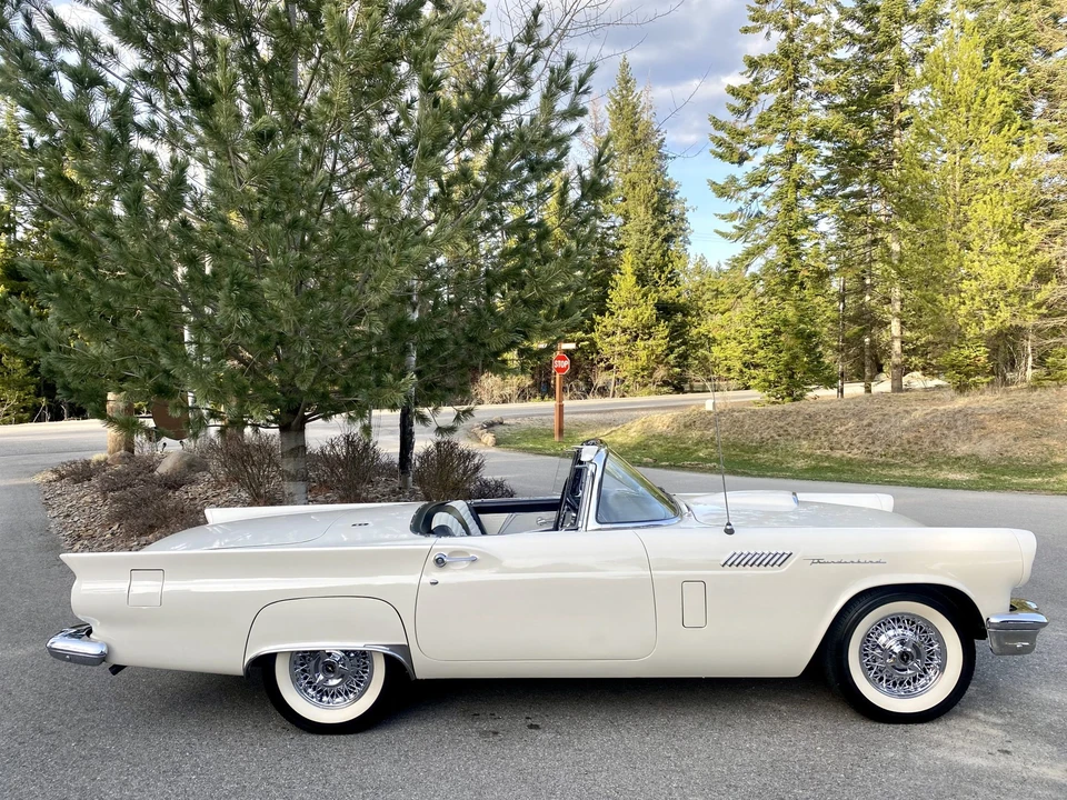 1957 Ford Thunderbird 1st Gen - Image 8 of 31