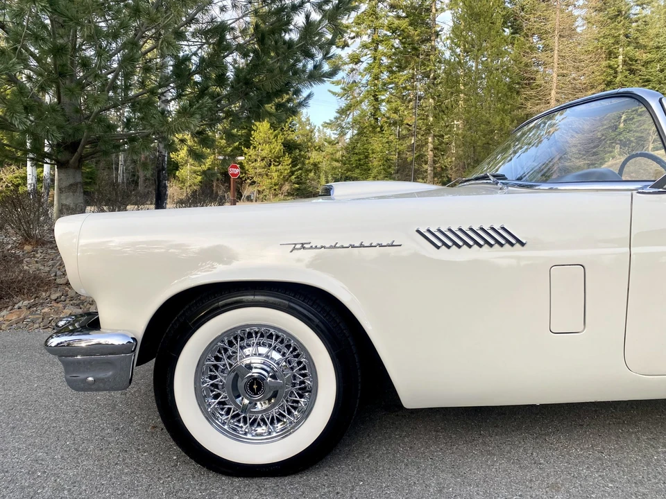 1957 Ford Thunderbird 1st Gen - Image 14 of 31