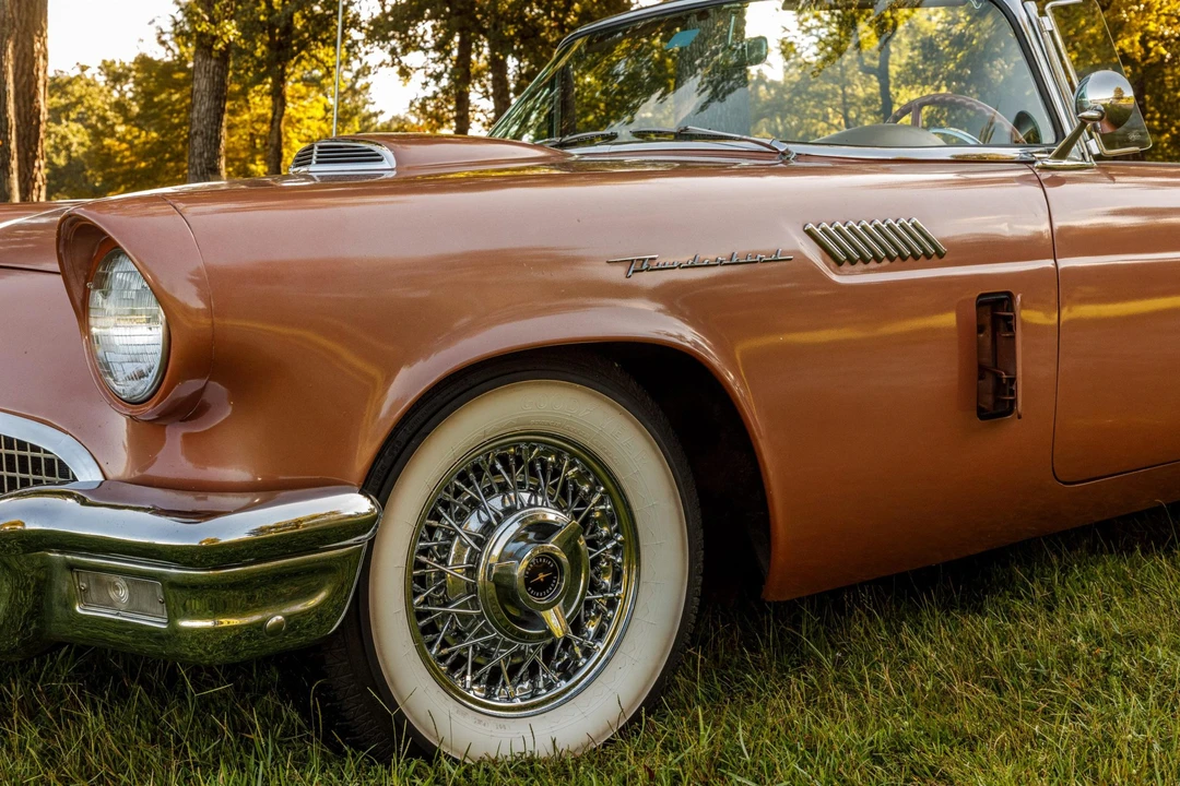 1957 Ford Thunderbird 1st Gen - Image 30 of 31