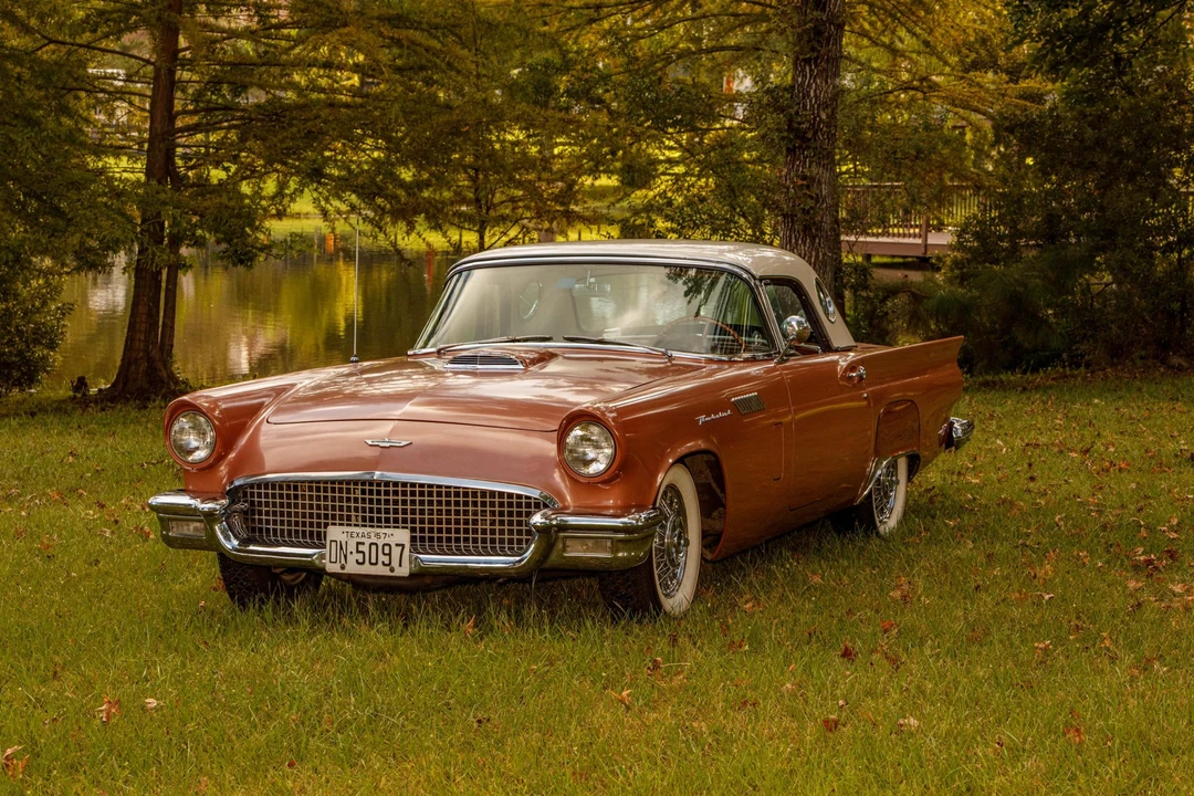 1957 Ford Thunderbird 1st Gen - Image 18 of 31