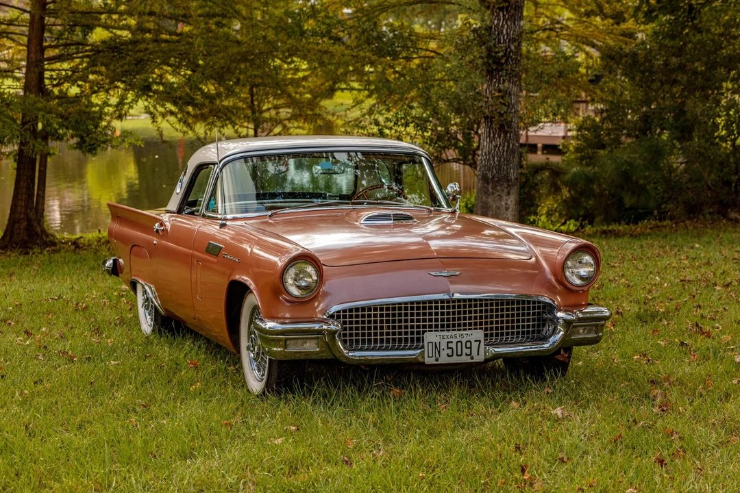 1957 Ford Thunderbird 1st Gen - Image 17 of 31
