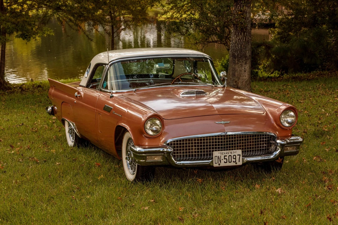 1957 Ford Thunderbird 1st Gen - Image 14 of 31
