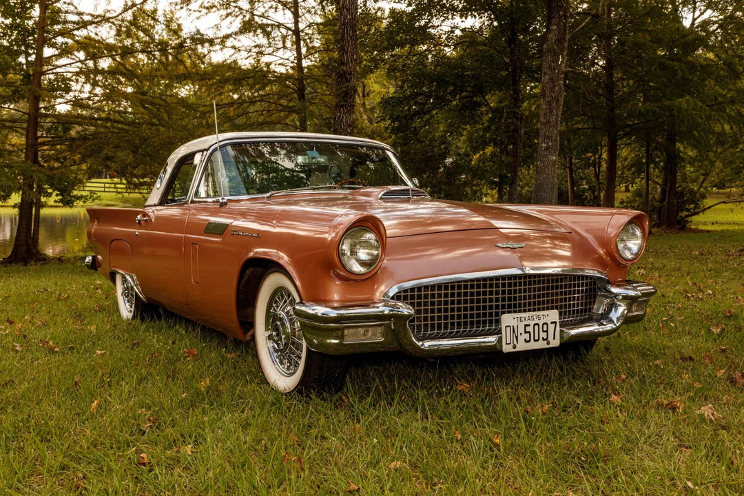 1957 Ford Thunderbird 1st Gen - Image 9 of 31