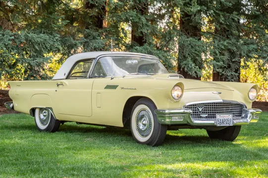 1957 Ford Thunderbird