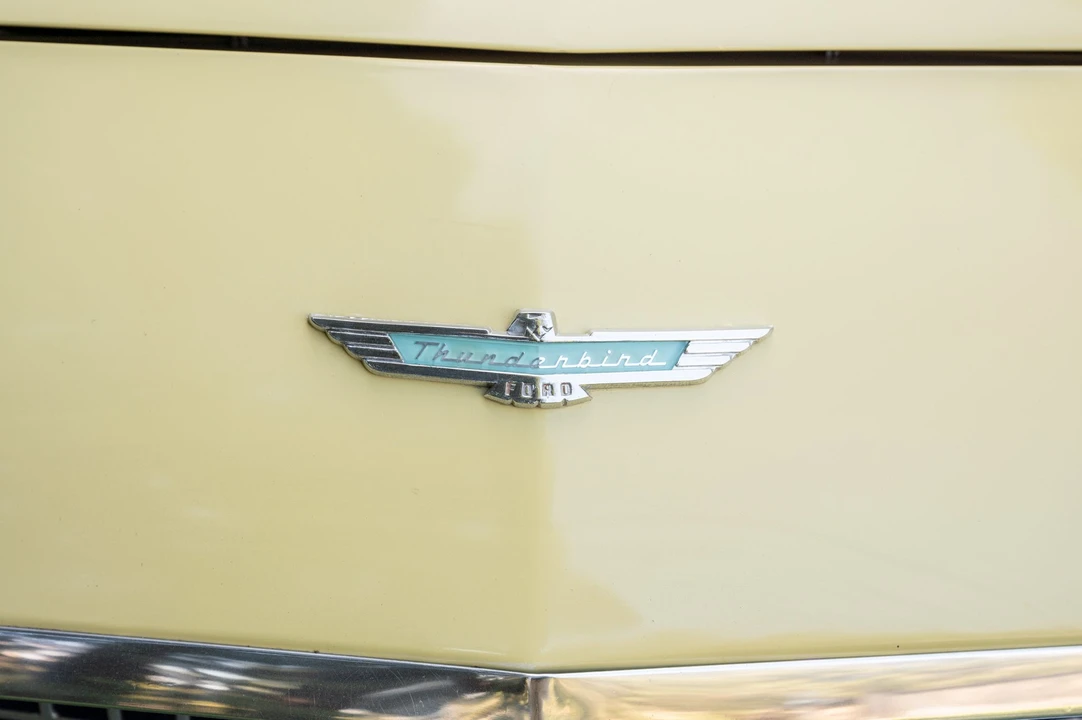1957 Ford Thunderbird 1st Gen - Image 17 of 31