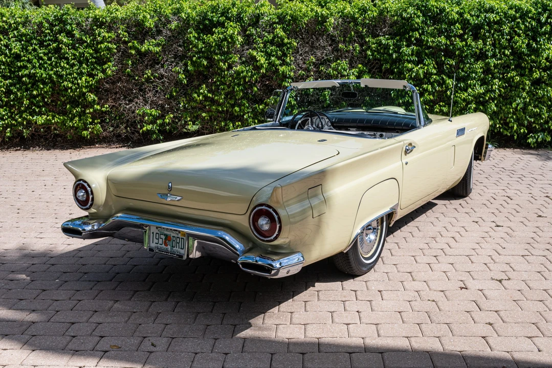 1957 Ford Thunderbird 1st Gen - Image 16 of 31