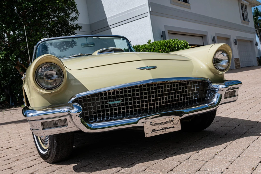 1957 Ford Thunderbird 1st Gen - Image 5 of 31