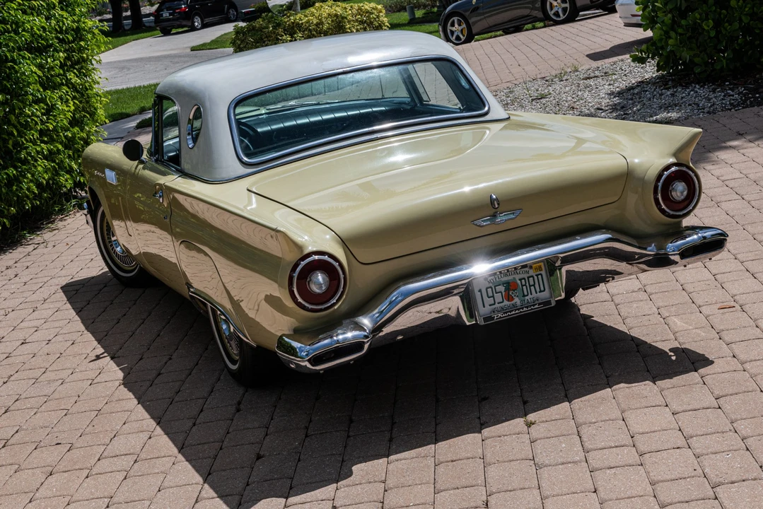 1957 Ford Thunderbird 1st Gen - Image 31 of 31