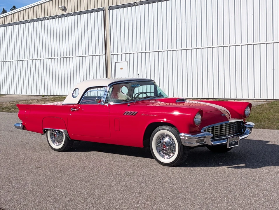 1957 Ford Thunderbird 1st Gen - Image 14 of 31