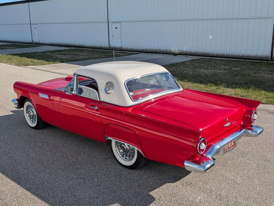 1957 Ford Thunderbird 1st Gen - Image 22 of 31