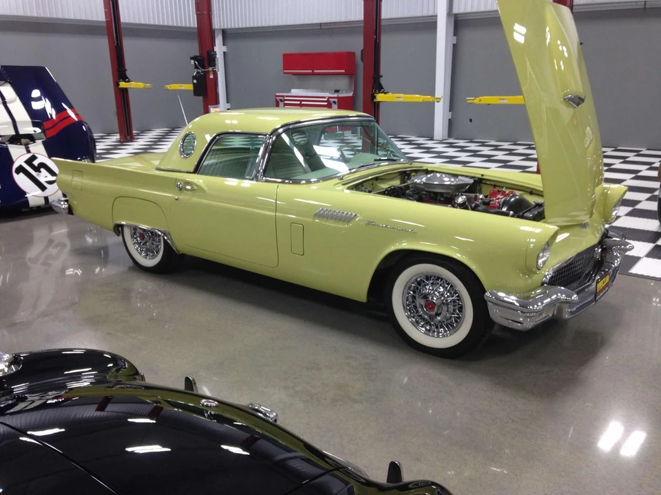 1957 Ford Thunderbird 1st Gen - Image 13 of 31