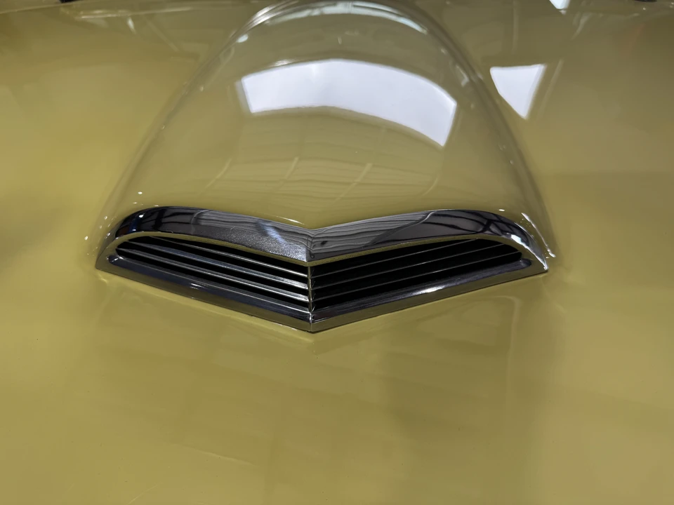 1957 Ford Thunderbird 1st Gen - Image 16 of 31