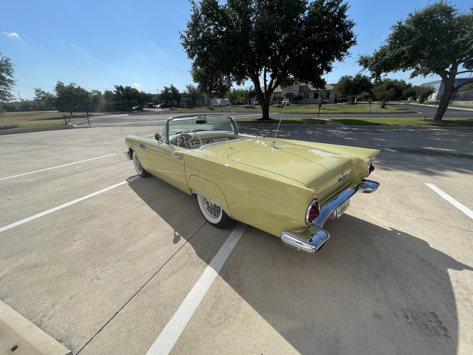 1957 Ford Thunderbird 1st Gen - Image 4 of 31