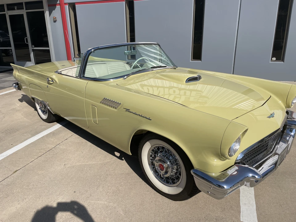 1957 Ford Thunderbird 1st Gen - Image 9 of 31