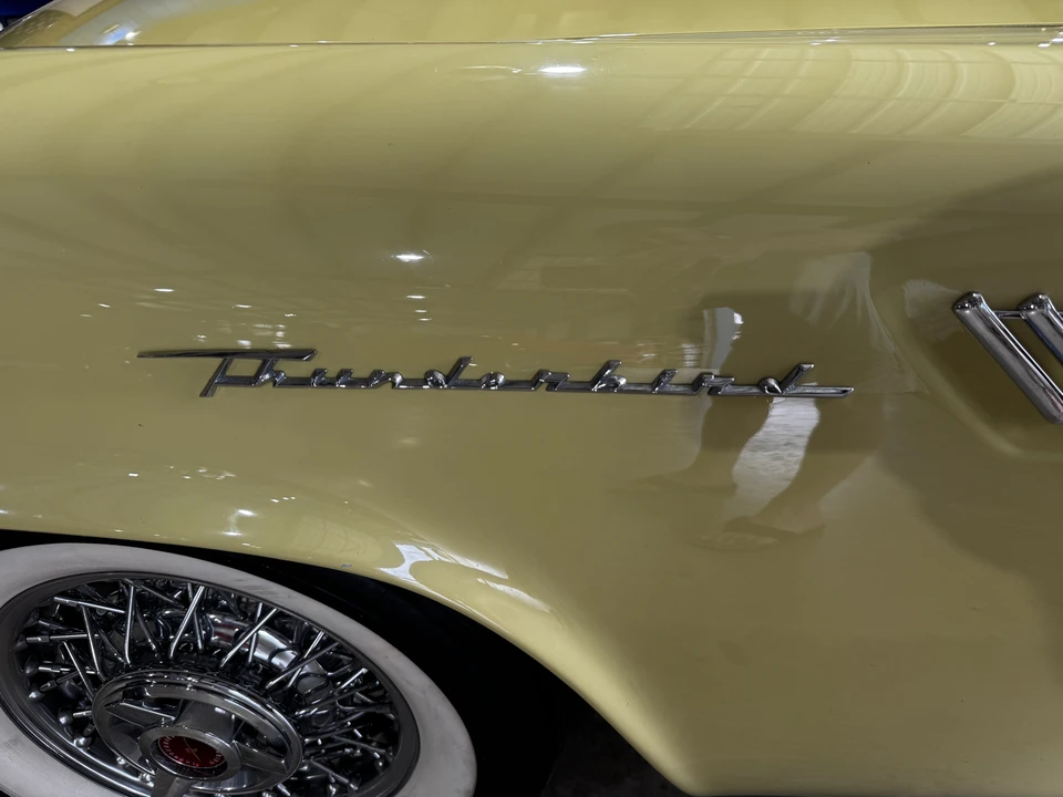 1957 Ford Thunderbird 1st Gen - Image 21 of 31