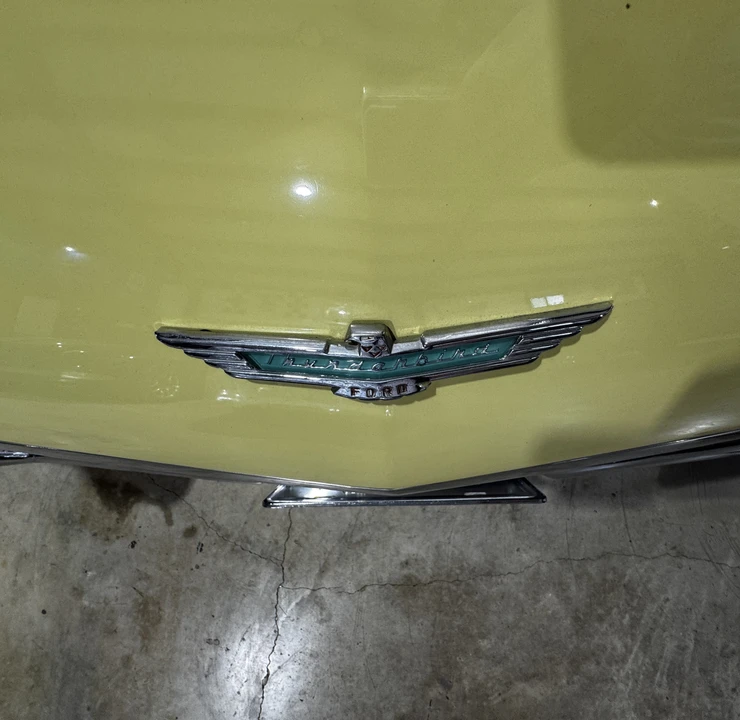 1957 Ford Thunderbird 1st Gen - Image 15 of 31