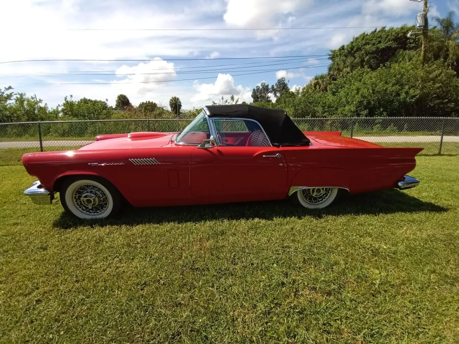 1957 Ford Thunderbird 1st Gen - Image 2 of 7