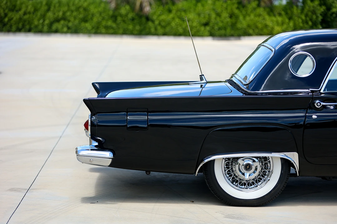 1957 Ford Thunderbird 1st Gen - Image 19 of 31