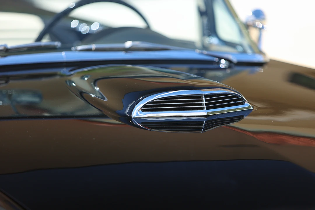 1957 Ford Thunderbird 1st Gen - Image 28 of 31