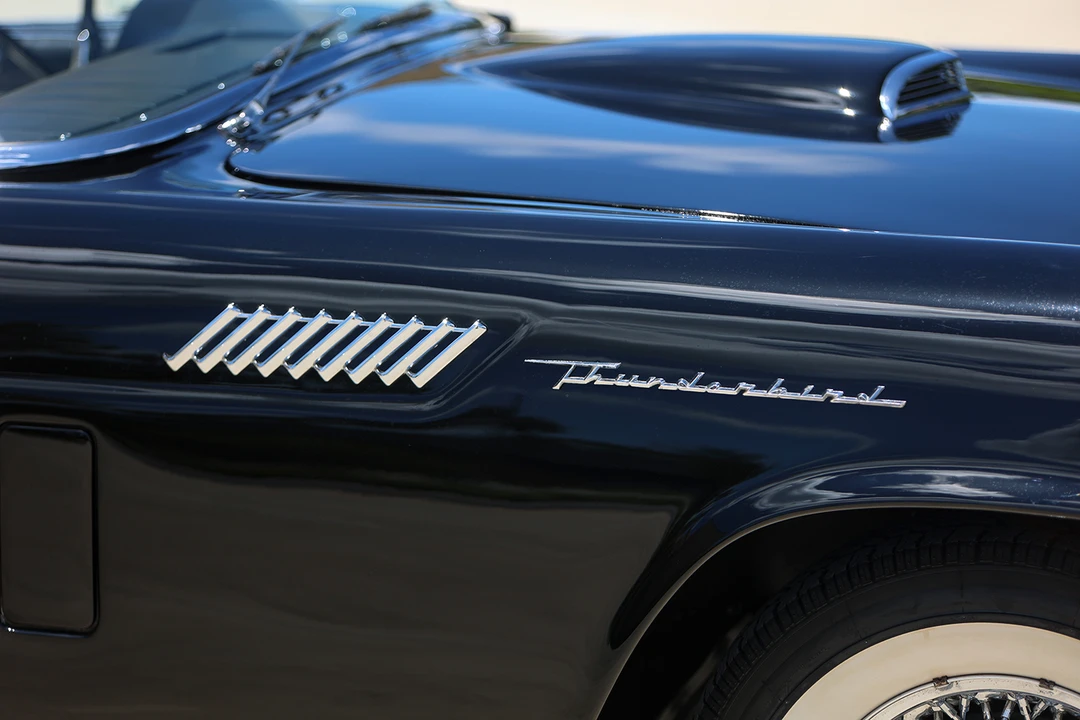 1957 Ford Thunderbird 1st Gen - Image 29 of 31