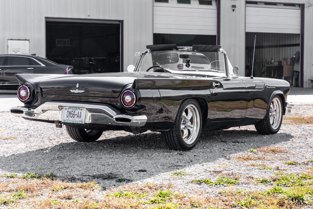 1957 Ford Thunderbird 1st Gen - Image 10 of 31