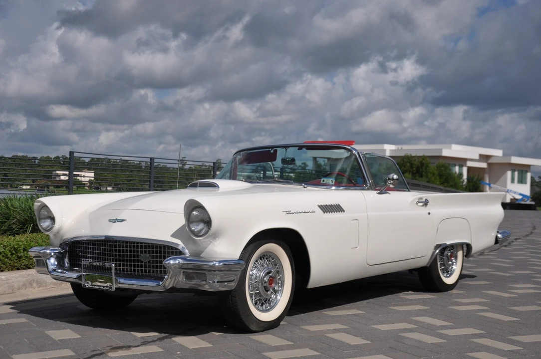 1957 Ford Thunderbird 1st Gen - Image 5 of 31