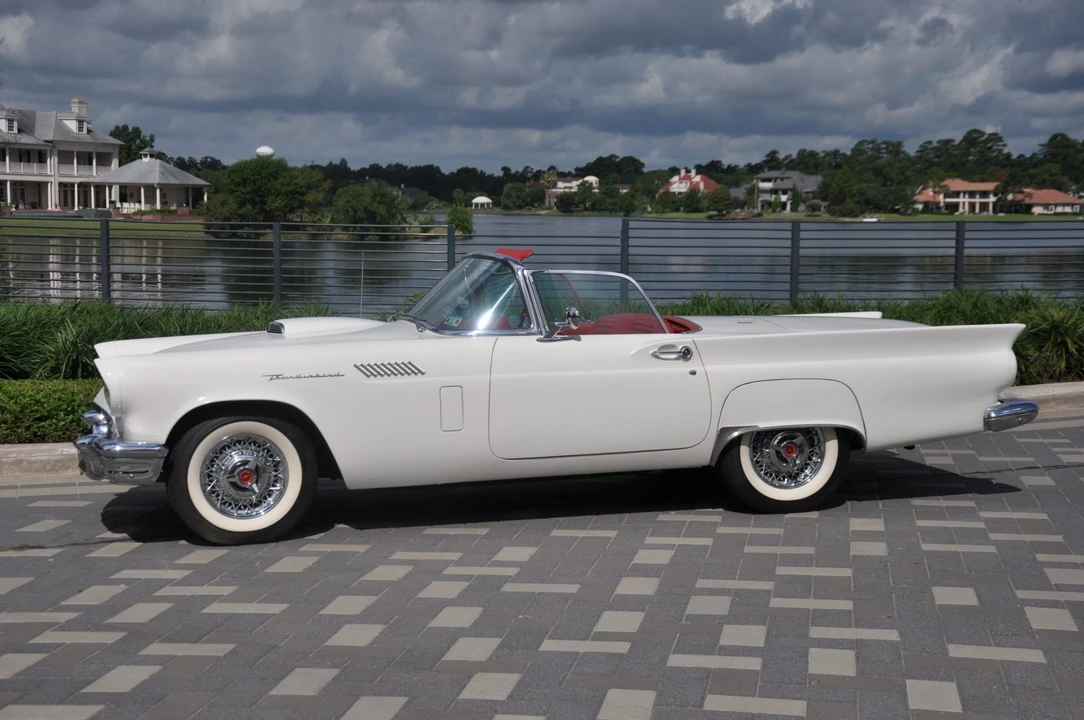 1957 Ford Thunderbird 1st Gen - Image 7 of 31