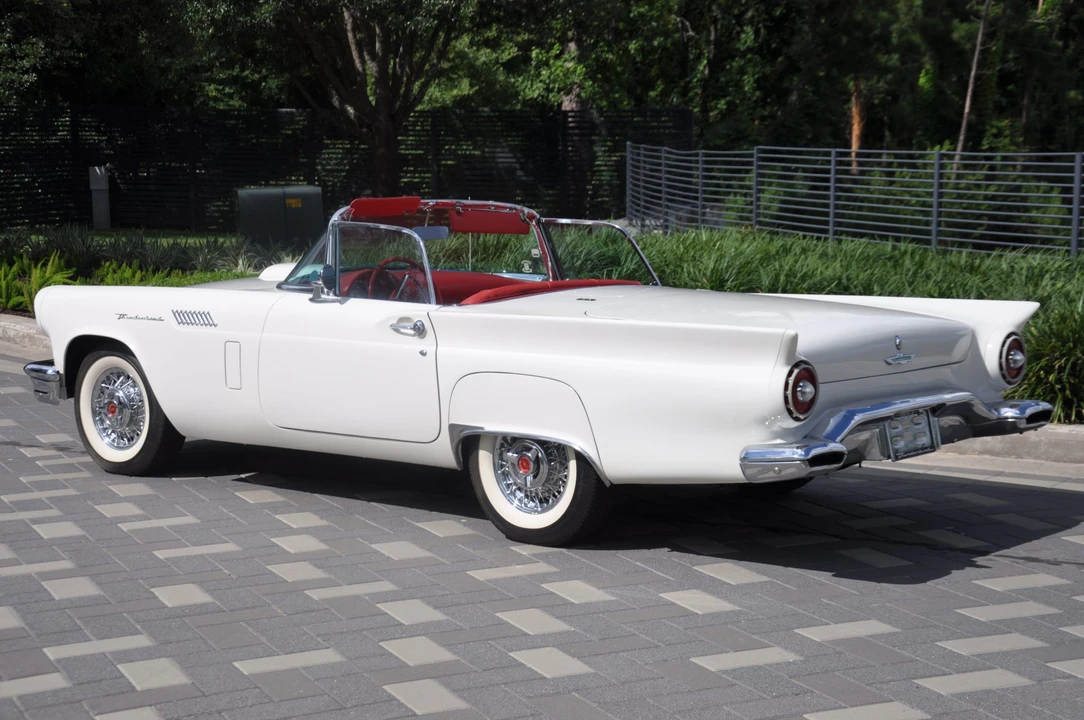1957 Ford Thunderbird 1st Gen - Image 10 of 31